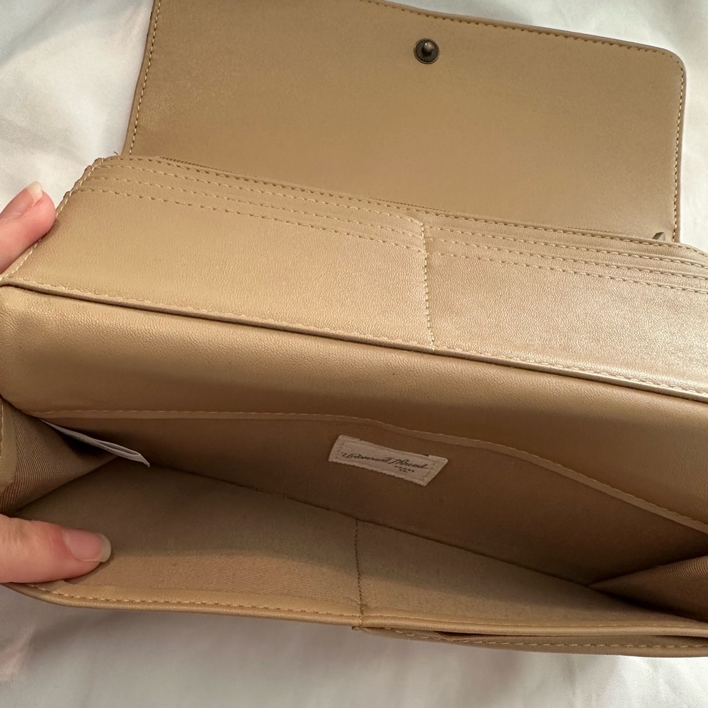 Target Wallet - Picture 6 of 7